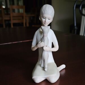 Porcelain Figurine of Girl with Cat Vintage Japan